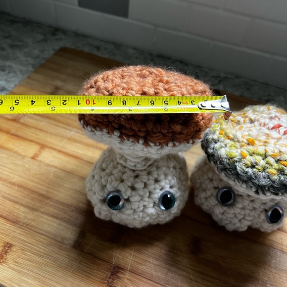 Pair of Handcrafted Mushroom Guys - Picture 6 of 9